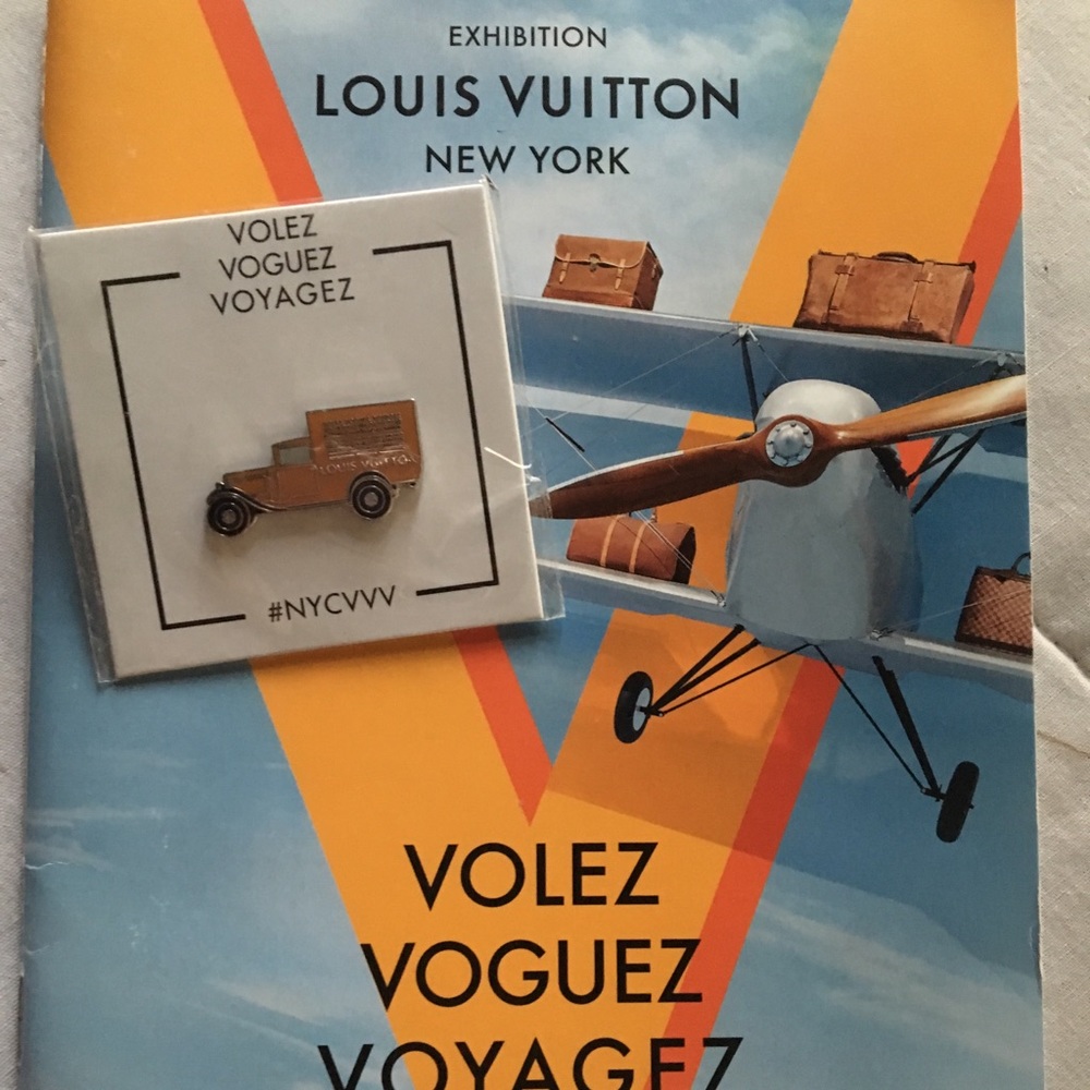 LV PIN VVV EXHIBITION